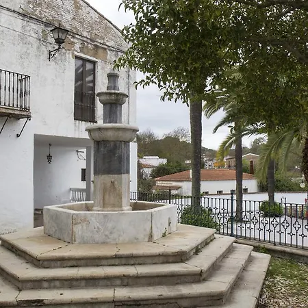 Aparthotel Rural 12 Canos 2*