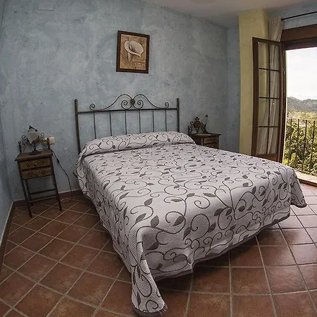 Rural 12 Canos Галароса